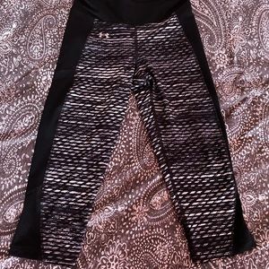 Under Armour cropped athletic pants